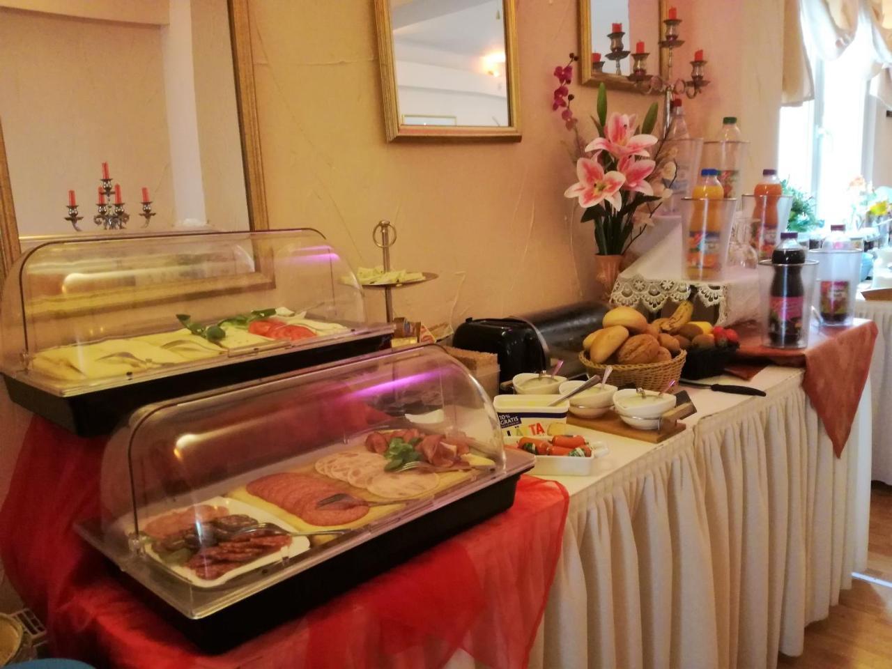 Hotel Restaurant Lr6 บัดโซเดน-อัลเลนดอร์ฟ ภายนอก รูปภาพ